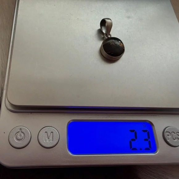 ❤️ Black Jack Turquoise Round Lightning Pendant Navajo Style Sterling Unisex - Picture 7 of 13